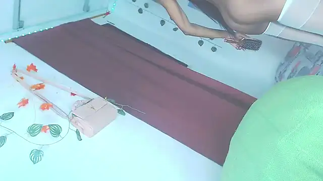 salome hotxxx online show from 13, 9, 2025