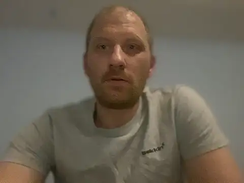 Krzysiekg123 online show from 11, 2, 2025