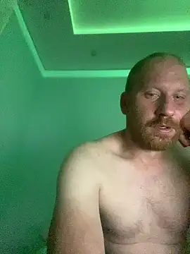 Krzysiekg123 online show from 24, 10, 2025