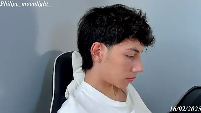 philipe moonlight  online show from 16, 2, 2025