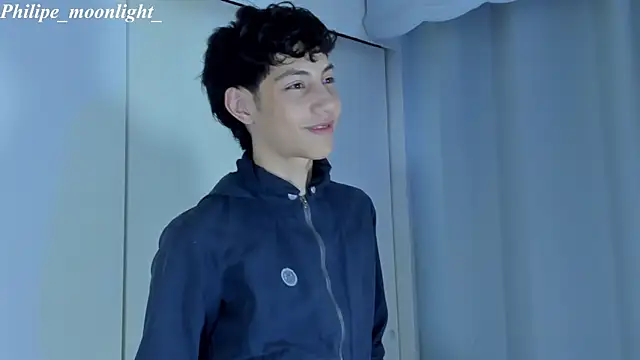 philipe moonlight  online show from 26, 2, 2025