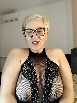 Pumabionda online show from 6, 11, 2025