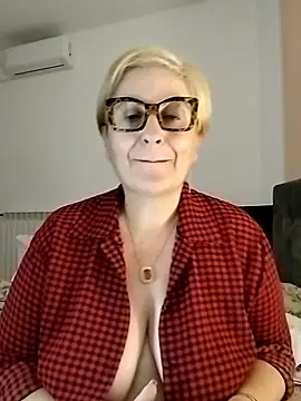 Pumabionda online show from 14, 11, 2025