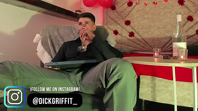 Snapshot of DickGriffith_ chatting on 15, 2, 2025 DickGriffith online show from 15, 2, 2025