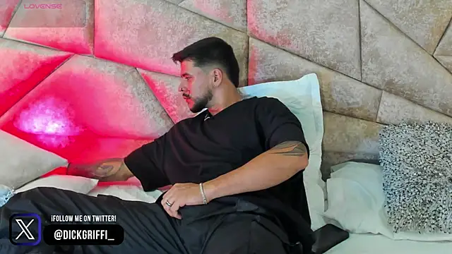 Snapshot of DickGriffith_ chatting on 17, 3, 2025 DickGriffith online show from 17, 3, 2025