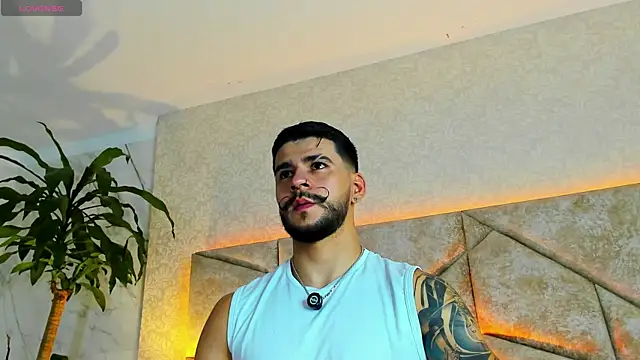 Snapshot of DickGriffith_ chatting on 9, 9, 2025 DickGriffith online show from 9, 9, 2025