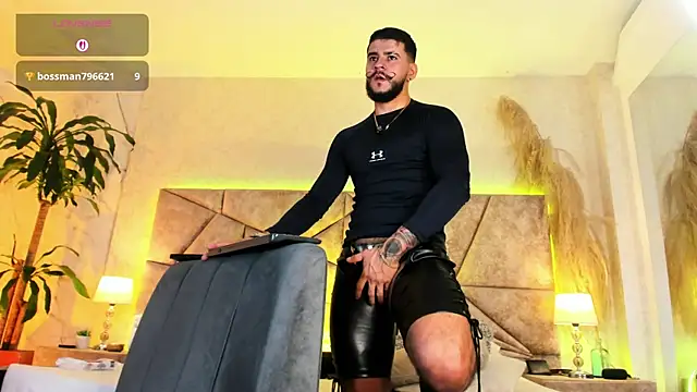 Snapshot of DickGriffith_ chatting on 1, 11, 2025 DickGriffith online show from 1, 11, 2025