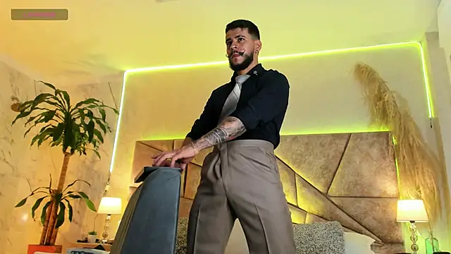 Snapshot of DickGriffith_ chatting on 2, 11, 2025 DickGriffith online show from 2, 11, 2025