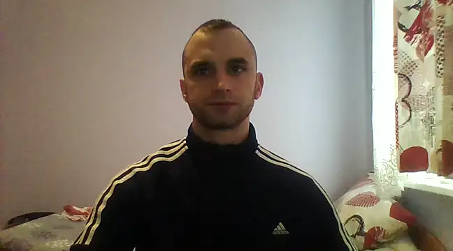 Snapshot of OskarBreno chatting on 13, 2, 2025 OskarBreno online show from 13, 2, 2025