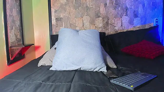 Snapshot of RyanGreys chatting on 6, 3, 2025 RyanGreys online show from 6, 3, 2025