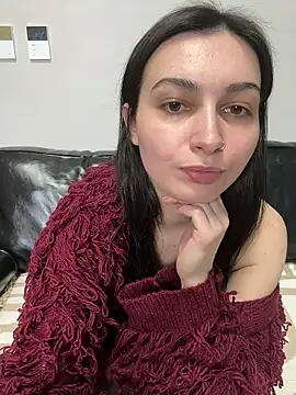 Snapshot of lunalovelee chatting on 8, 4, 2026 lunalovelee online show from 8, 4, 2026