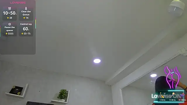 Snapshot of EmiliaRose_ chatting on 11, 1, 2026 EmiliaRose online show from 11, 1, 2026