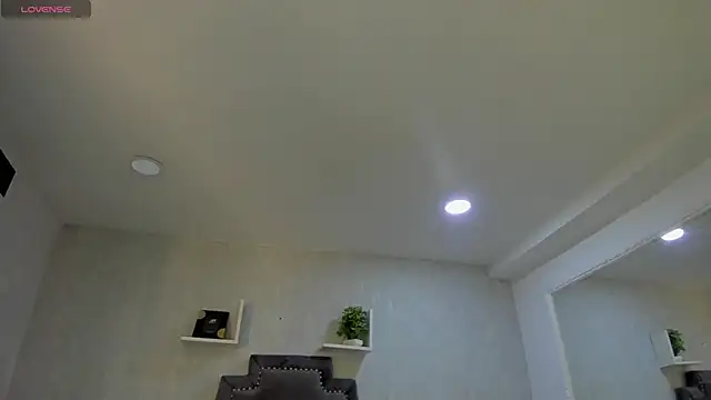 Snapshot of EmiliaRose_ chatting on 12, 1, 2026 EmiliaRose online show from 12, 1, 2026