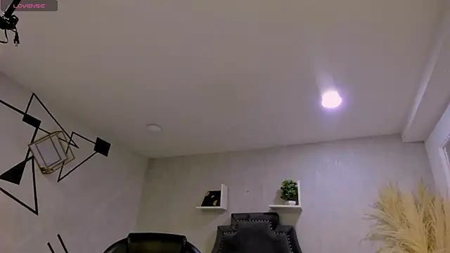 Snapshot of EmiliaRose_ chatting on 15, 1, 2026 EmiliaRose online show from 15, 1, 2026