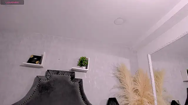 Snapshot of EmiliaRose_ chatting on 16, 1, 2026 EmiliaRose online show from 16, 1, 2026