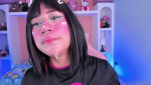 miss   megan online show from 25, 9, 2025