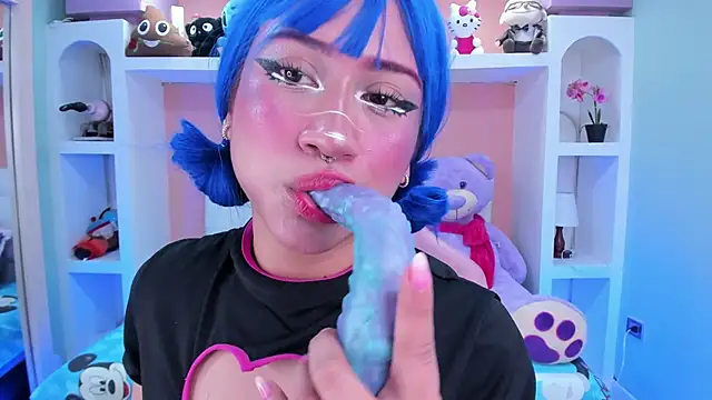 miss   megan online show from 23, 10, 2025