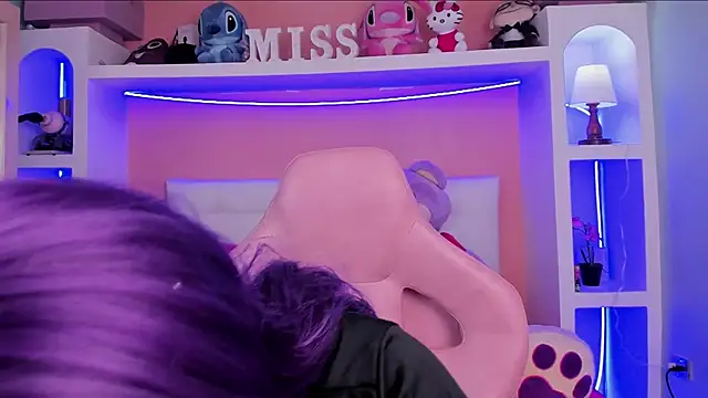 Snapshot of miss___megan chatting on 10, 2, 2026 miss megan online show from 10, 2, 2026