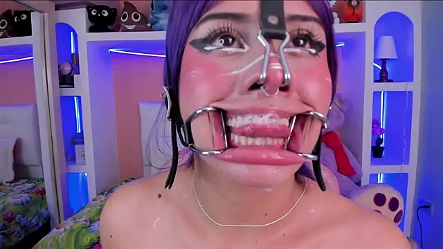 Snapshot of miss___megan chatting on 16, 2, 2026 miss megan online show from 16, 2, 2026