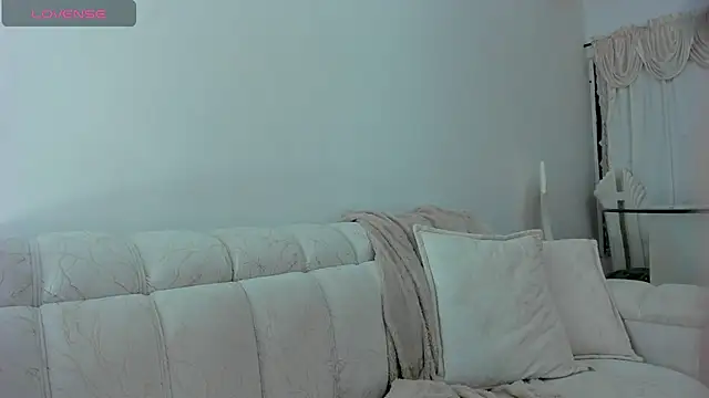 Snapshot of PamelaBliss chatting on 18, 4, 2026 PamelaBliss online show from 18, 4, 2026