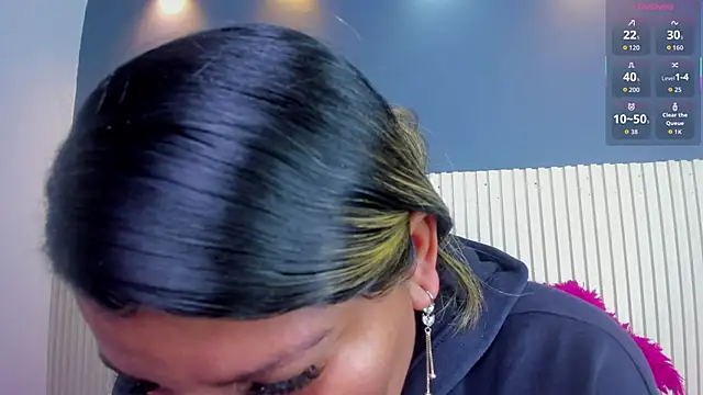 Aida-nicolle online show from 23, 10, 2025