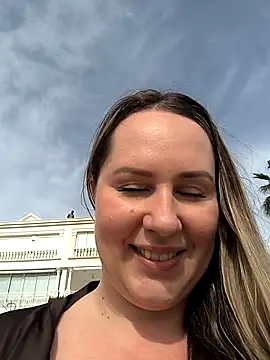 Mona Plus online show from 11, 2, 2026