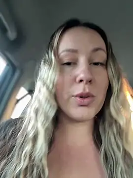 Mona Plus online show from 27, 2, 2026