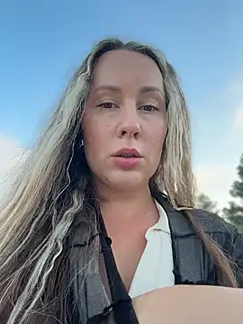 Mona Plus online show from 26, 5, 2026