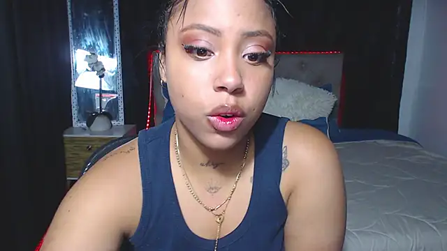 Snapshot of rebeka_kenye chatting on 21, 2, 2025 rebeka kenye online show from 21, 2, 2025