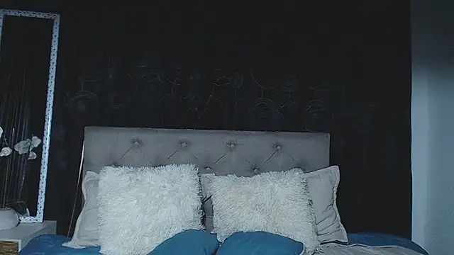 Snapshot of rebeka_kenye chatting on 5, 3, 2025 rebeka kenye online show from 5, 3, 2025