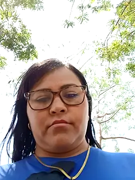 Snapshot of promiscuous-indecent-momm chatting on 25, 2, 2025 promiscuous-indecent-momm online show from 25, 2, 2025