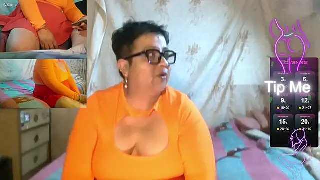 erinadarling79 online show from 4, 10, 2025