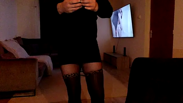 Snapshot of Bleueyez007 chatting on 25, 4, 2026 Bleueyez007 online show from 25, 4, 2026