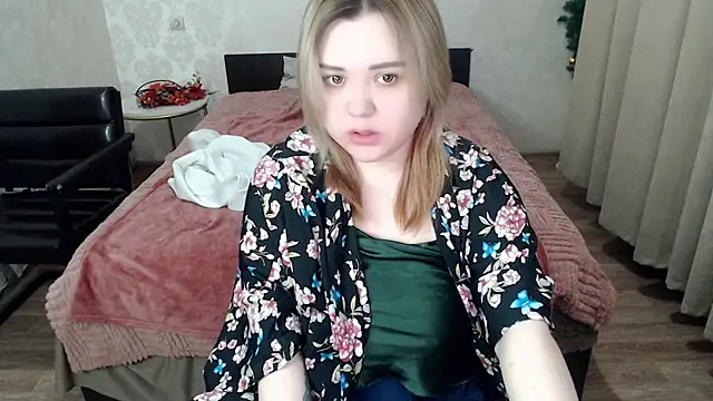 Snapshot of Finna_39 chatting on 5, 3, 2025 Finna 39 online show from 5, 3, 2025