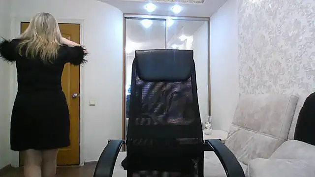 Victoria secrets  online show from 29, 11, 2025