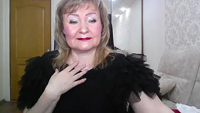 Snapshot of Victoria_secrets_ chatting on 2, 3, 2026 Victoria secrets online show from 2, 3, 2026