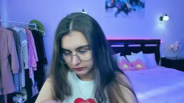 Snapshot of GabriellaMays chatting on 19, 2, 2025 GabriellaMays online show from 19, 2, 2025