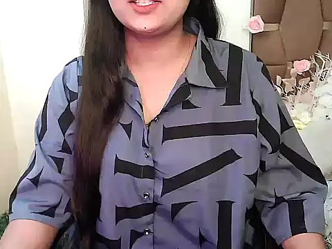 Snapshot of megancatluna chatting on 17, 11, 2025 megancatluna online show from 17, 11, 2025