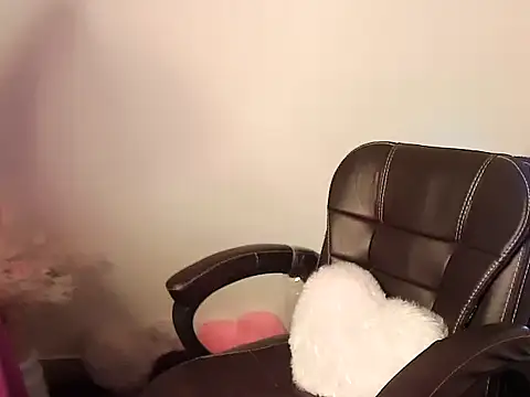 Snapshot of megancatluna chatting on 30, 11, 2025 megancatluna online show from 30, 11, 2025