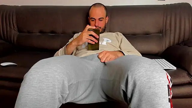 sexyhotmusclesforyou1 online show from 2, 3, 2025