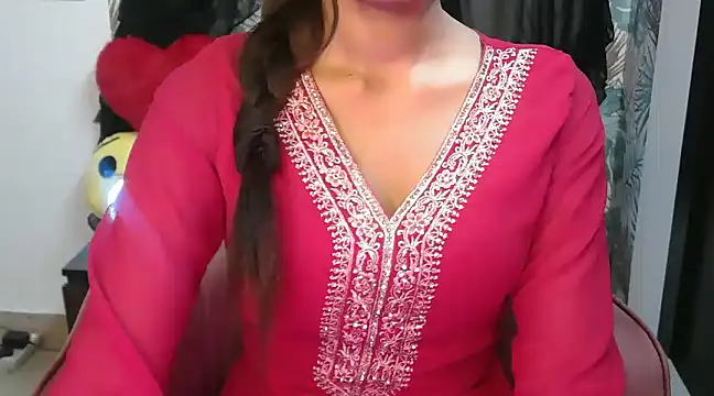 jenifermedow online show from 27, 2, 2025