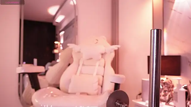 Julieta priv online show from 18, 4, 2026