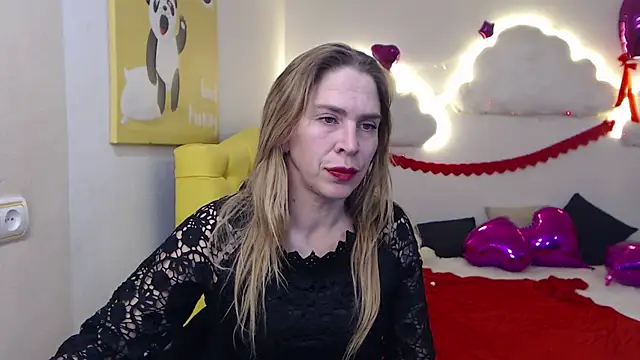 Snapshot of TessaDaybreak chatting on 4, 3, 2025 TessaDaybreak online show from 4, 3, 2025