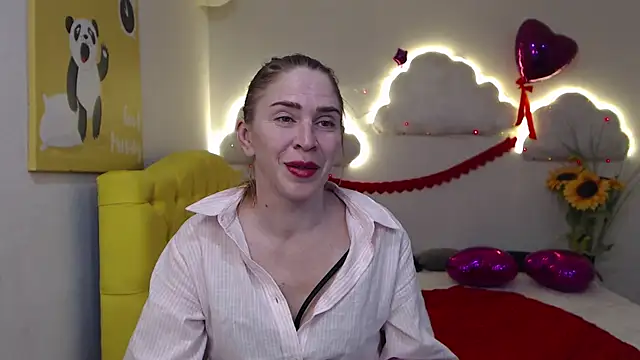 Snapshot of TessaDaybreak chatting on 15, 3, 2025 TessaDaybreak online show from 15, 3, 2025