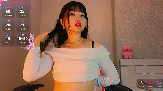 Demonic Angel  online show from 26, 11, 2025