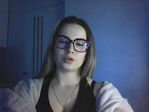 Snapshot of GoddessTenderness chatting on 15, 2, 2025 GoddessTenderness online show from 15, 2, 2025