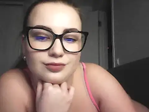 Snapshot of GoddessTenderness chatting on 17, 2, 2025 GoddessTenderness online show from 17, 2, 2025