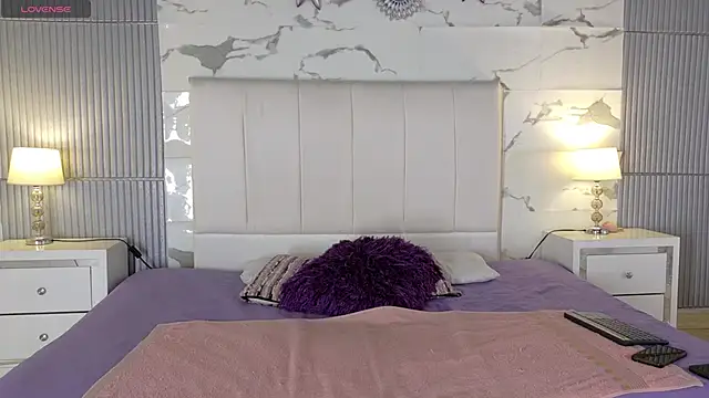 Snapshot of JanickBaker chatting on 3, 4, 2026 JanickBaker online show from 3, 4, 2026