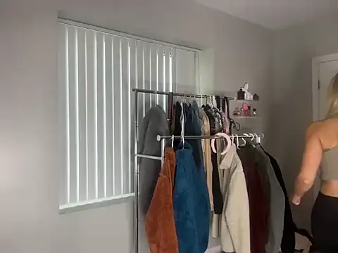 Snapshot of meggsworld chatting on 29, 10, 2025 meggsworld online show from 29, 10, 2025