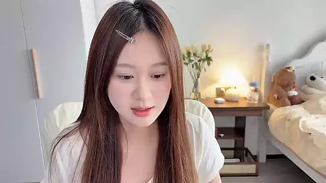 Cassie-20 online show from 12, 5, 2026